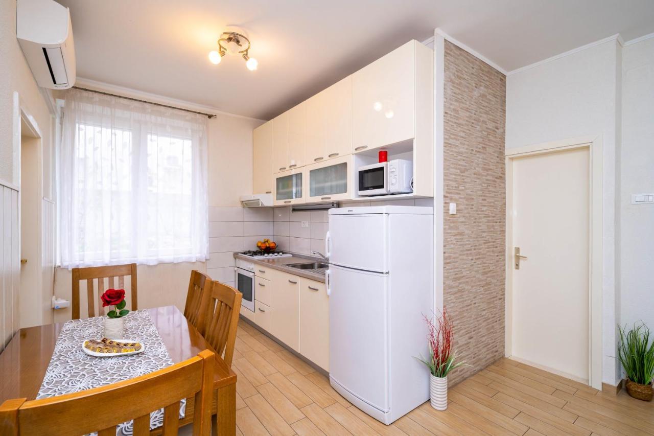 Aurelya Apartamento *